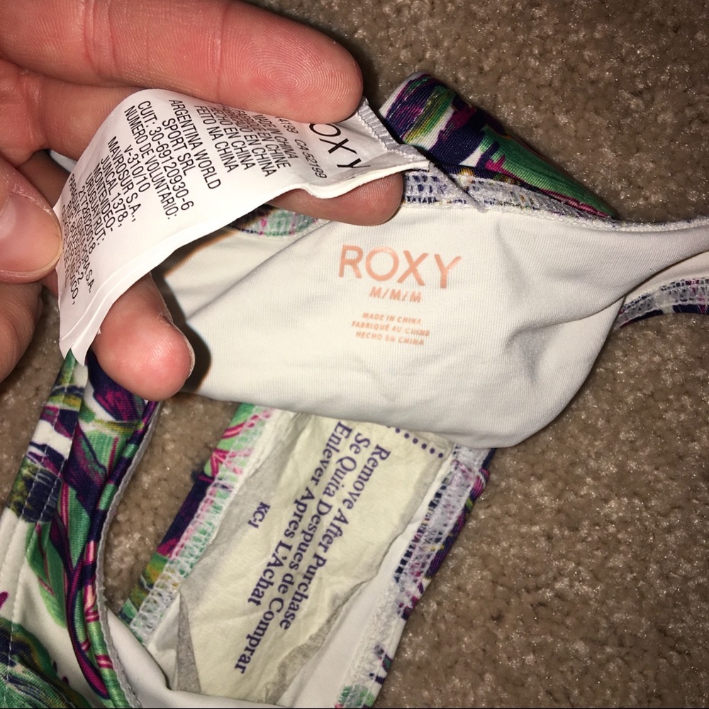 Roxy Swimsuit - Picture 7 of 8